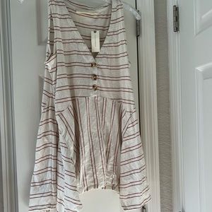 Anthropologie cute babydoll style shirt great fabric